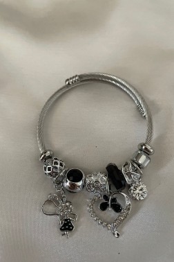 Pandora Model Siyah Çarmlı Bileklik