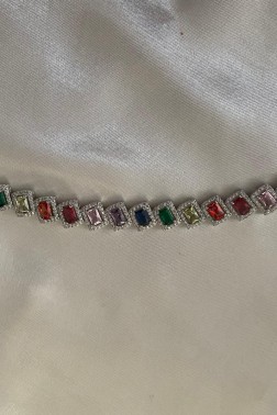 Renkli Parlak Taşlı Bileklik
