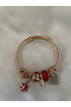 Kırmızı Charmlı Gold Pandora Bileklik